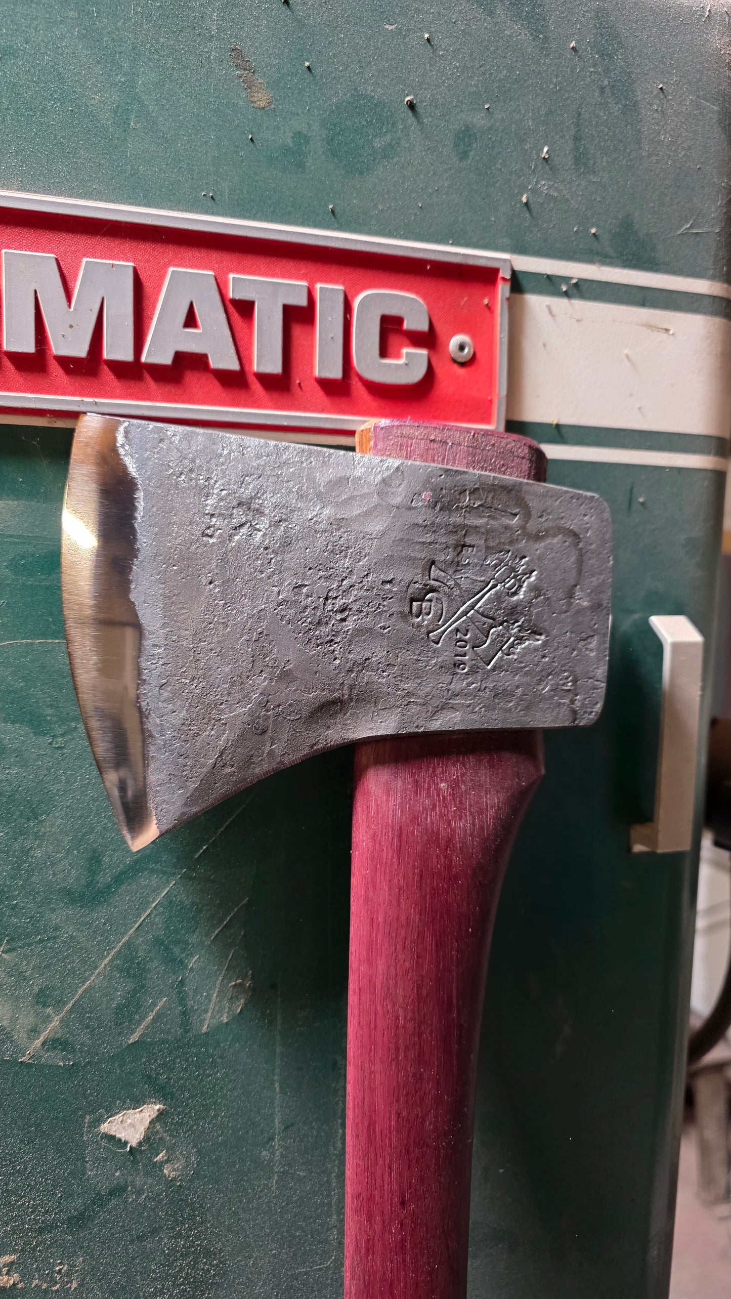 5.5lb Tassie 29" Purple Heart